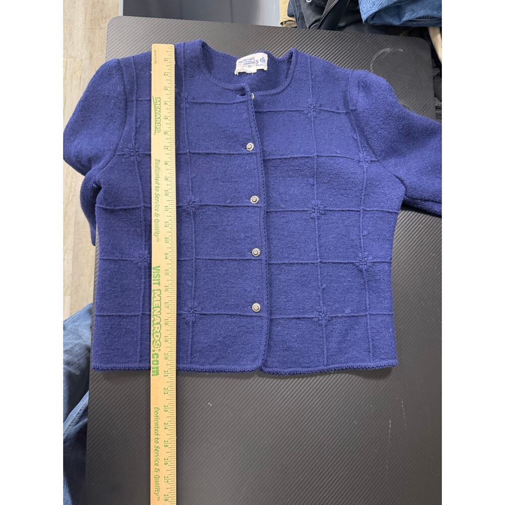 Vintage Deans of Scotland 100% Wool Knit Cardigan Navy Blue Floral Size Small - Picture 6 of 10